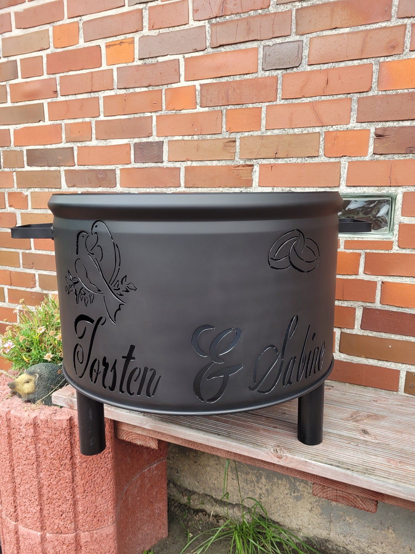 Fire bowl with your desired motif