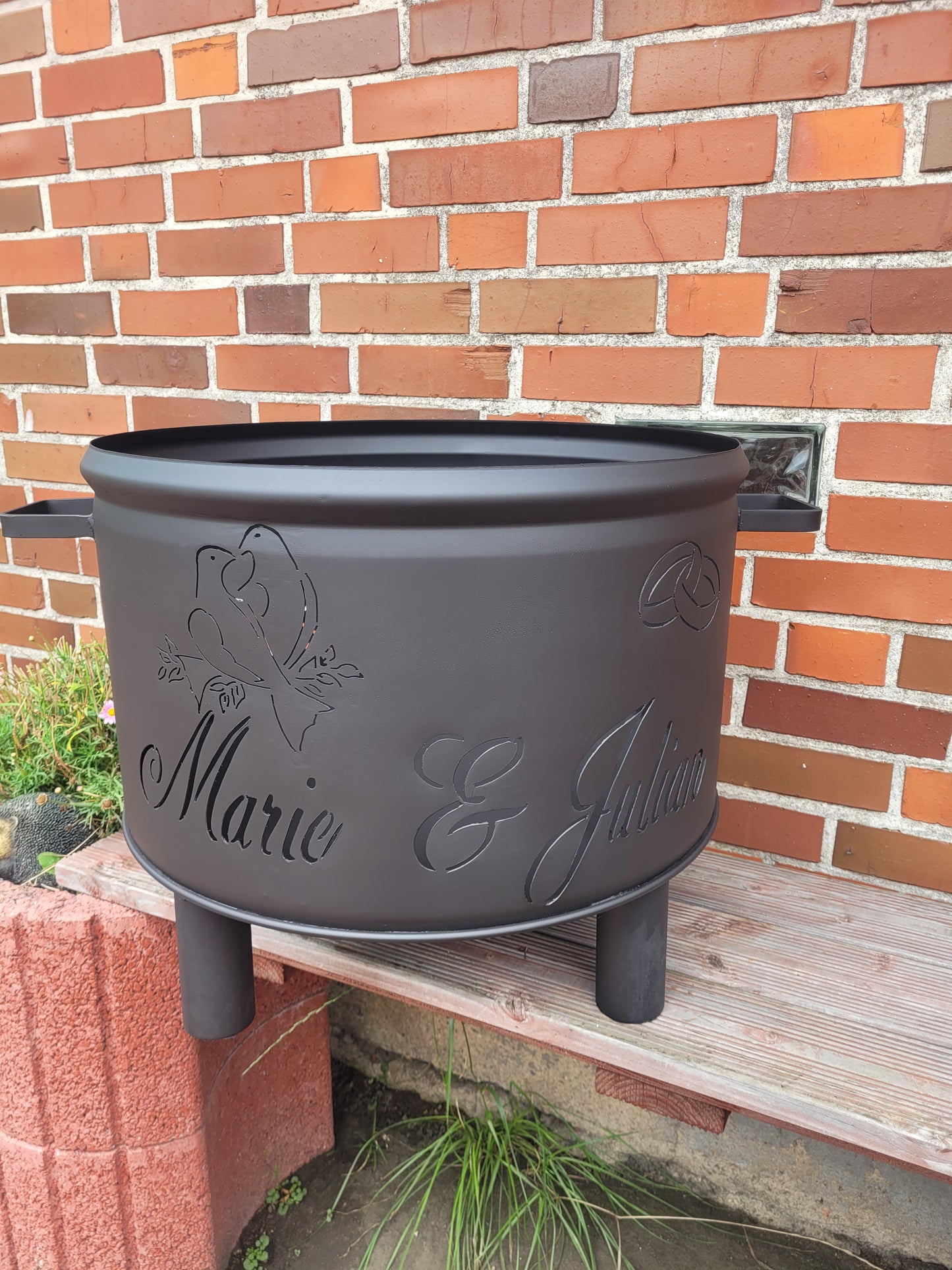 Fire bowl with your desired motif