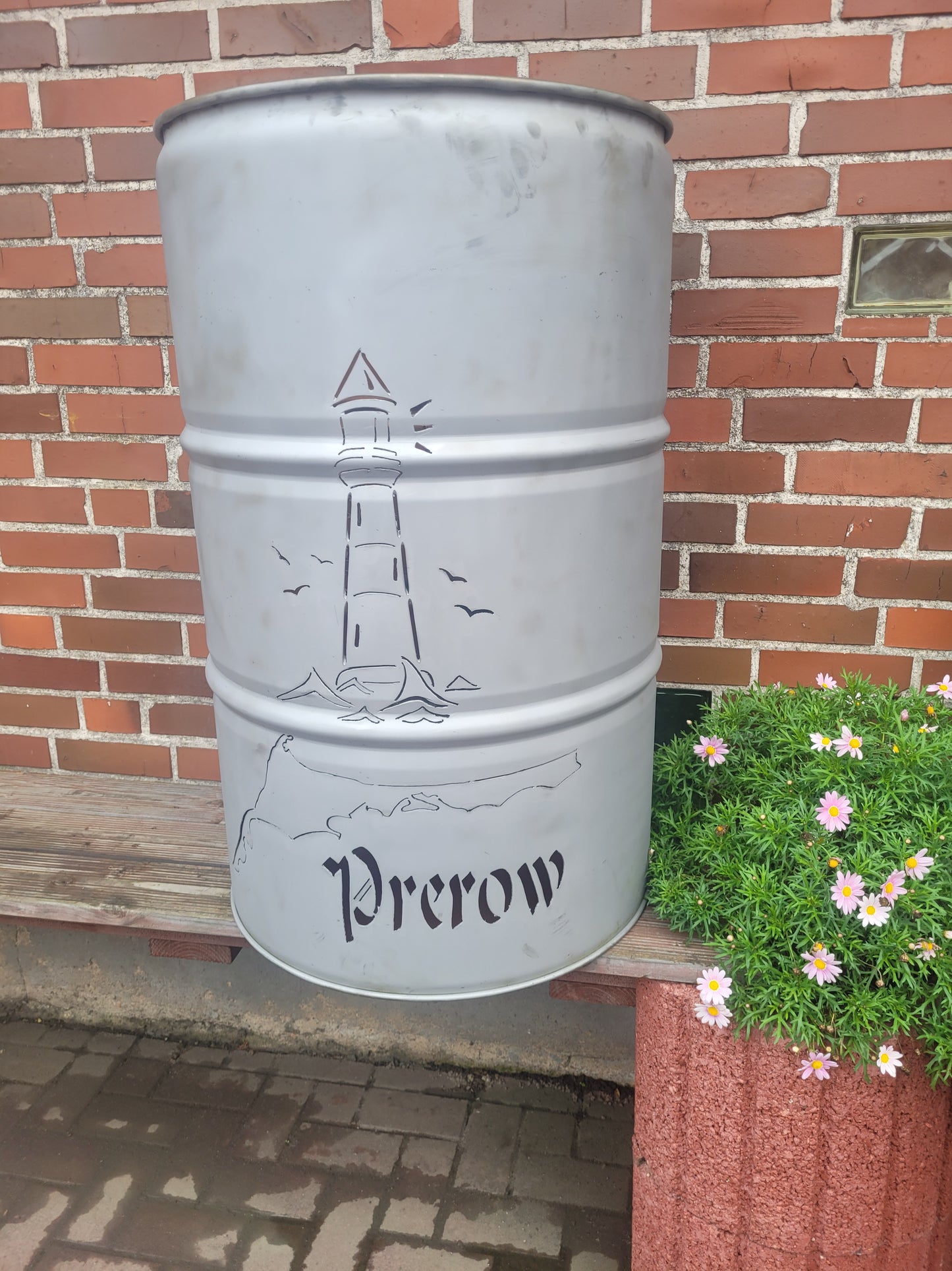 Feuertonne Leuchturm Prerow