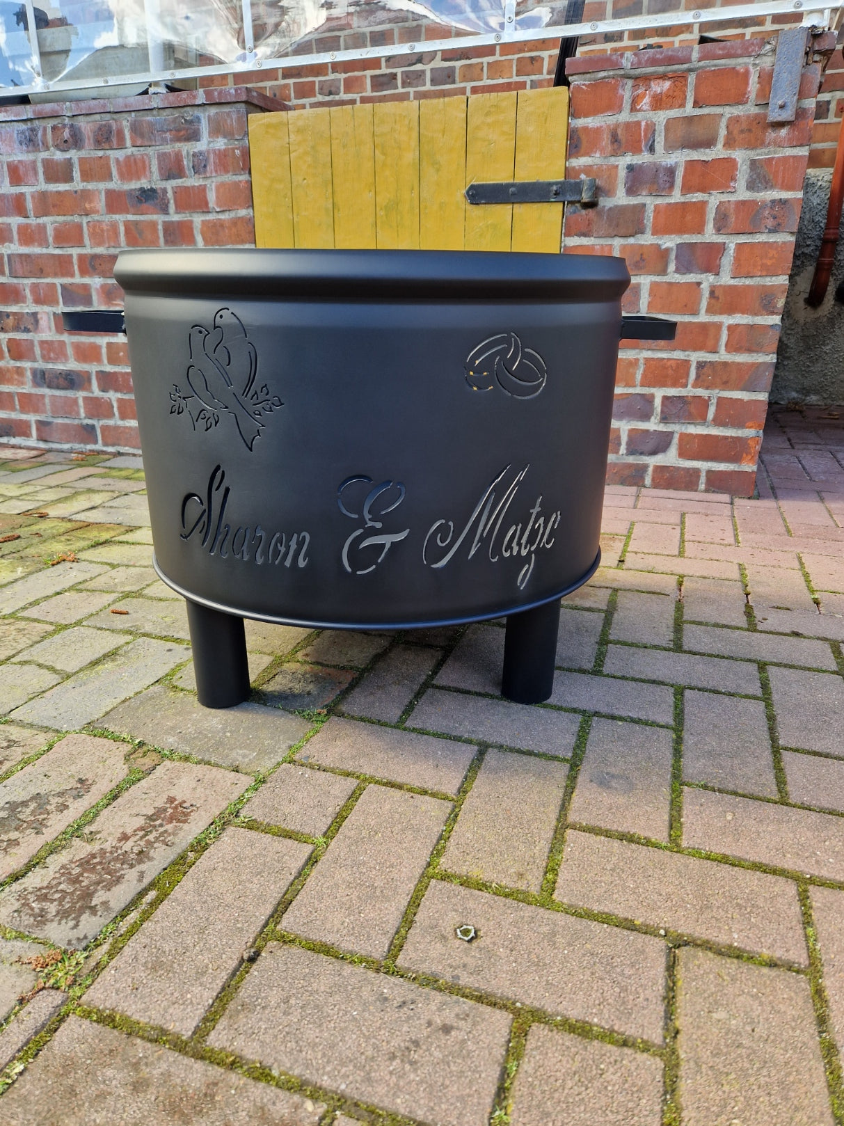 Fire bowl with your desired motif