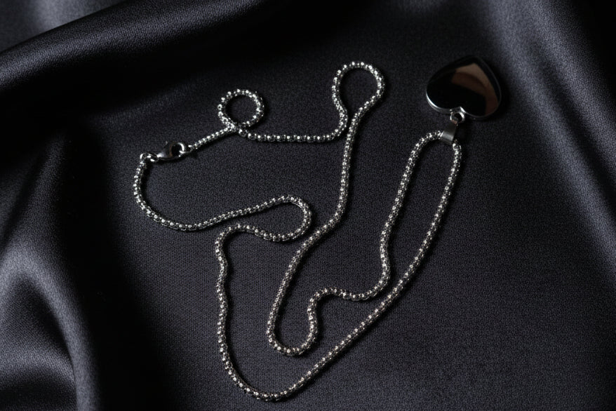 Halskette mit Herz und Gravur