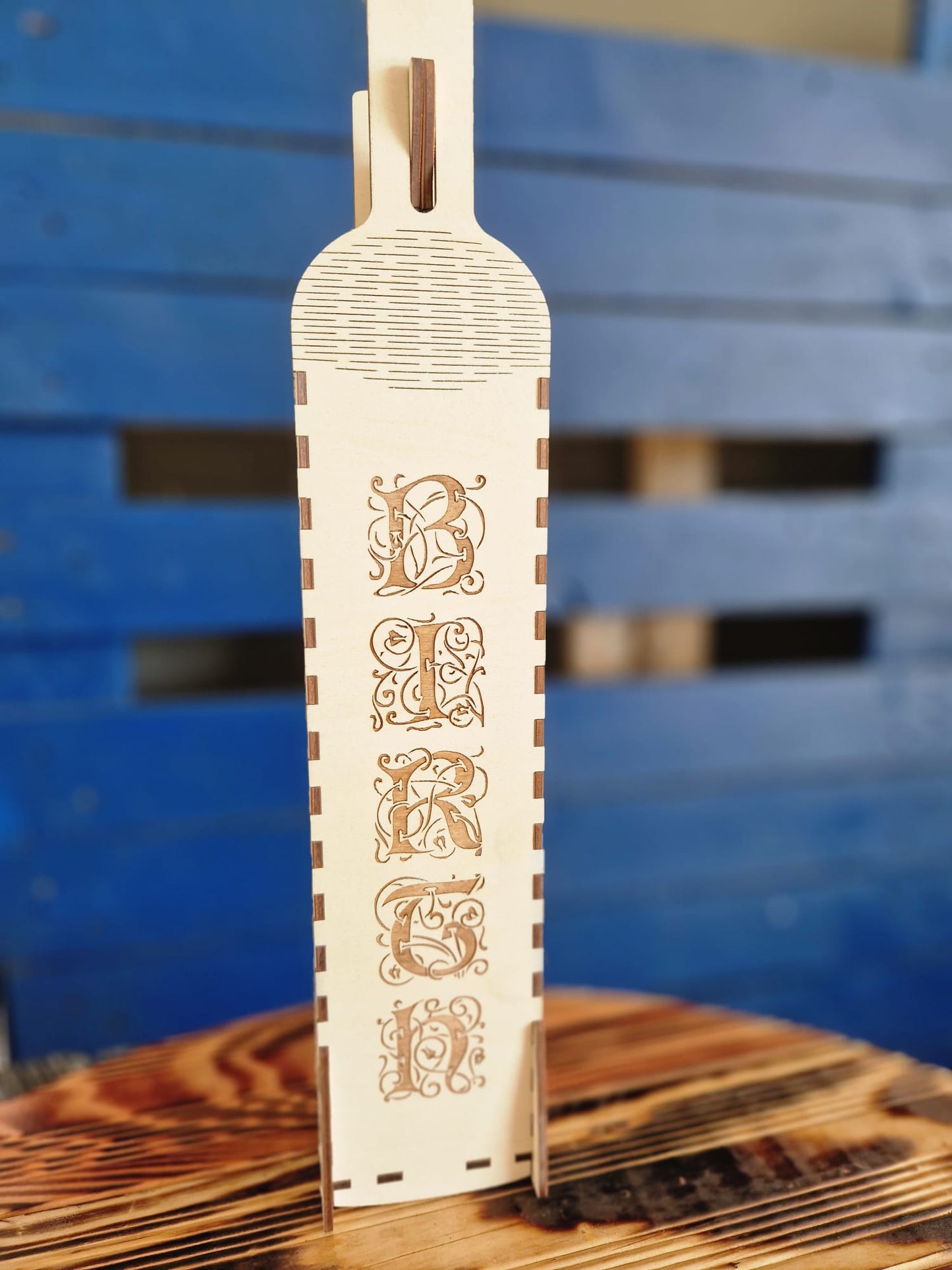Weinverpackung aus Holz "Happy Birthday Wine"