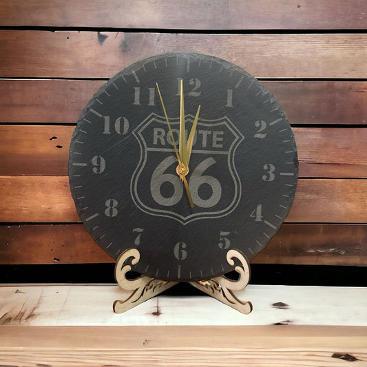 Schiefer Uhr Route 66